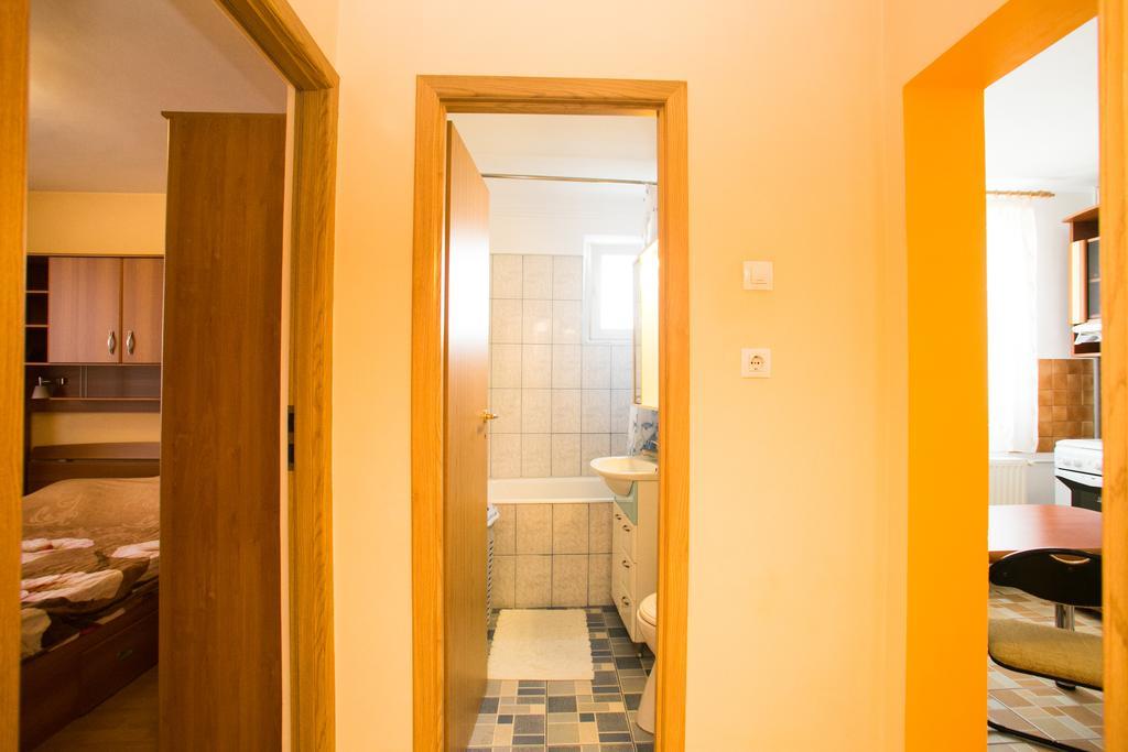 Sky Residence Bucarest Chambre photo