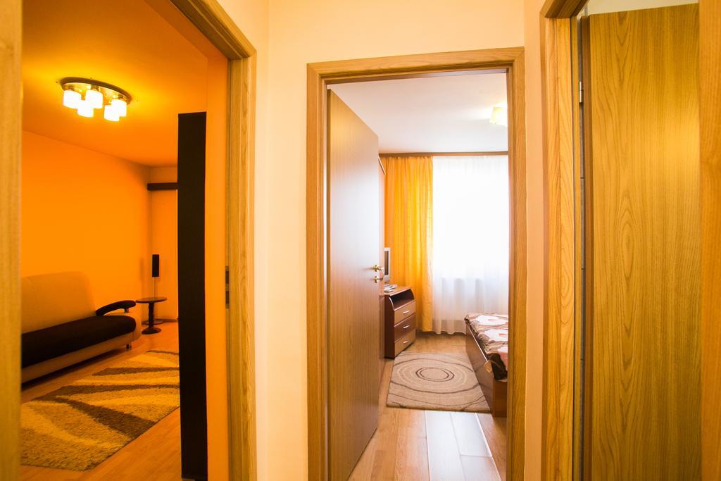 Sky Residence Bucarest Chambre photo